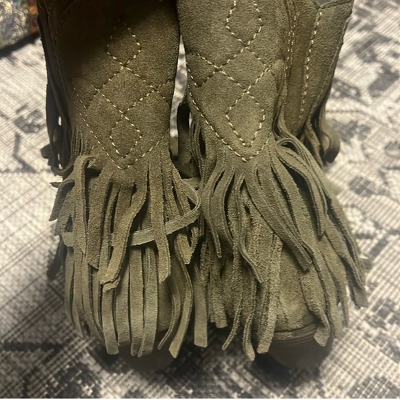 #116. NWOT my offer is Firm! Free People Lawless Suede Fringe Boots - Picture 6 of 13